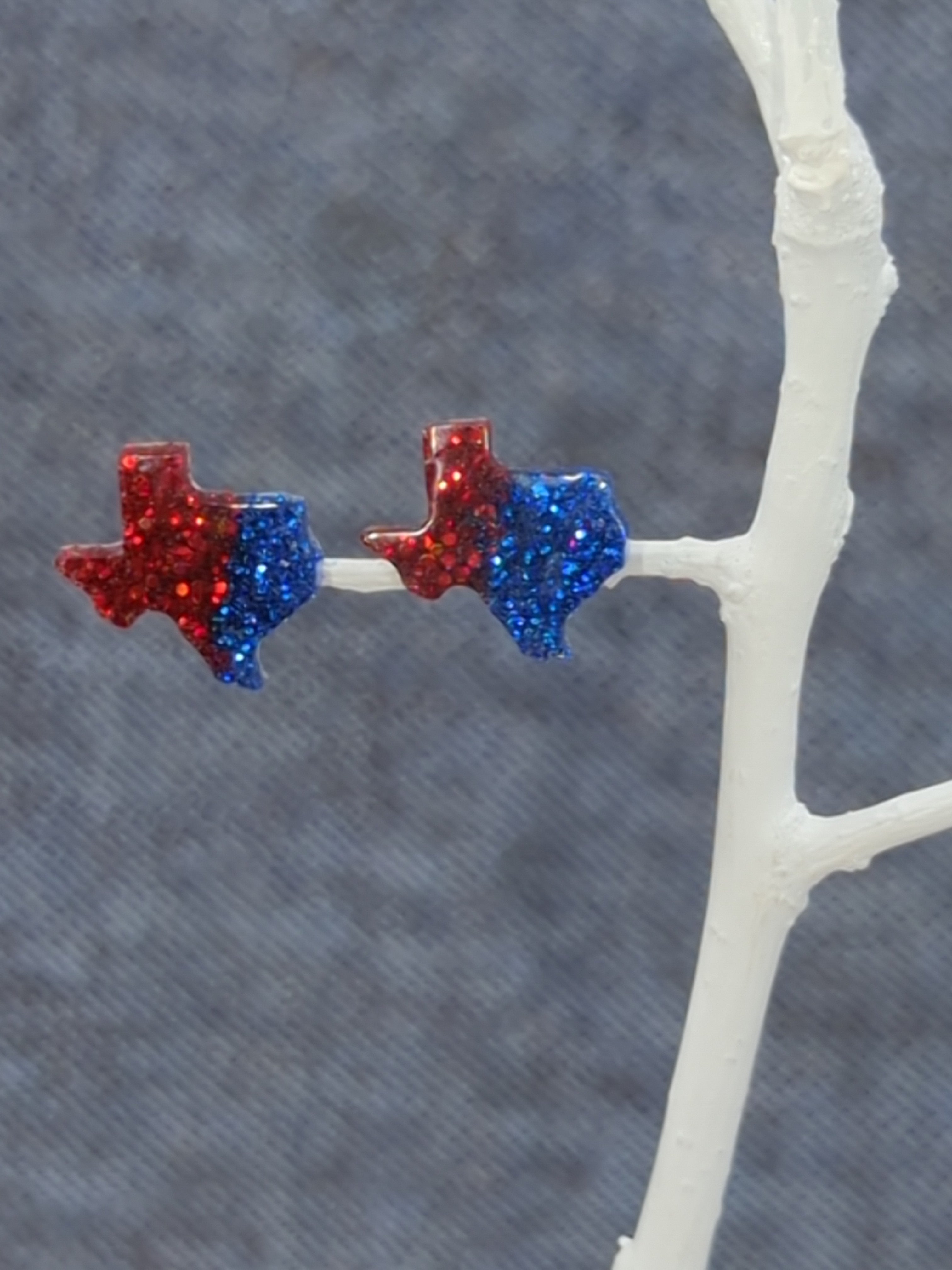 Texas Stud Resin Earrings (Red/Blue Split)