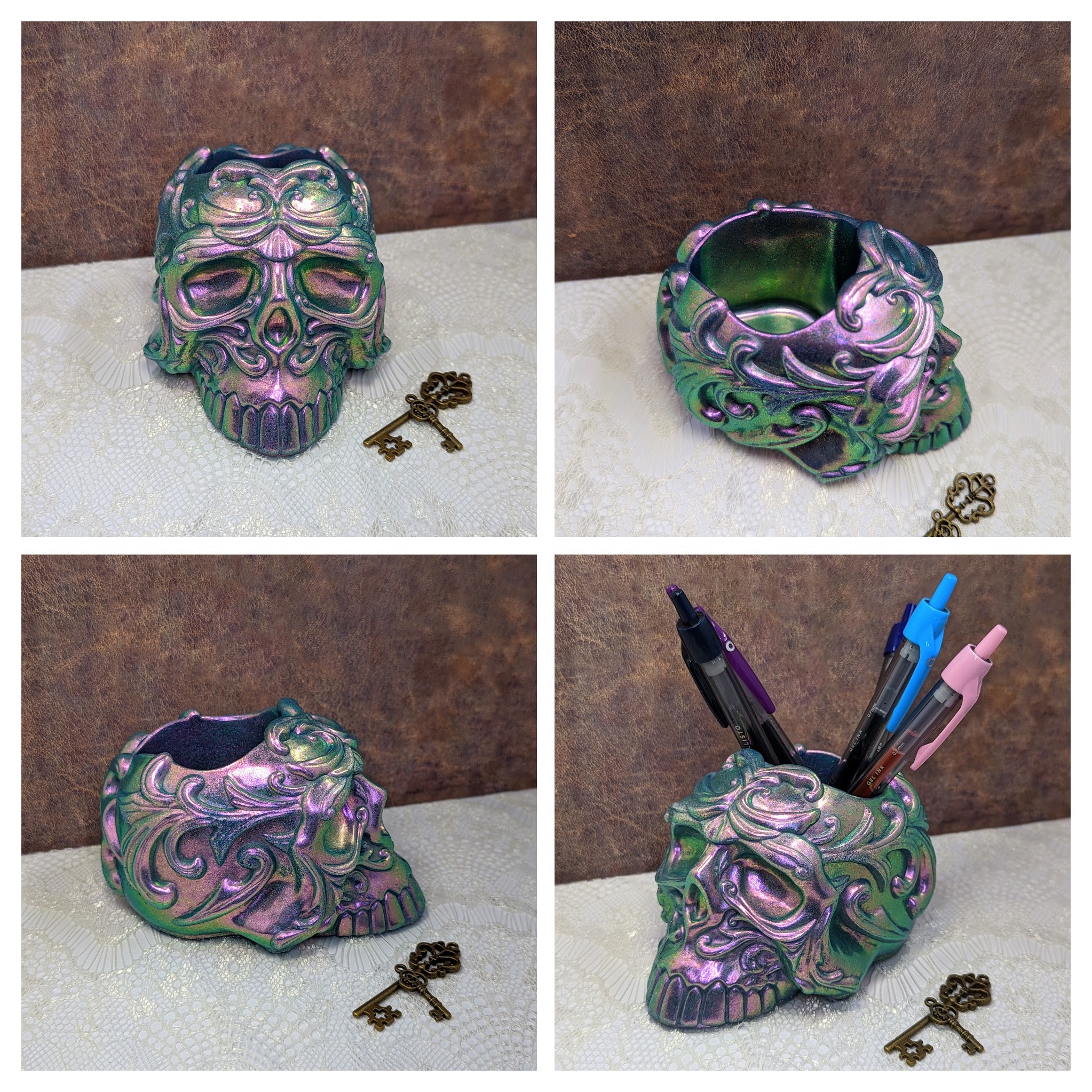 Orante Skull Resin Container (Blue Iridescent)